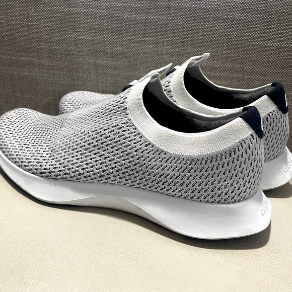 Allbirds MEN'S TREE DASHER RELAY SNEAKERS IN BLIZZARD/HAZY‎ COBALT SIZE 12 - Picture 2 of 13